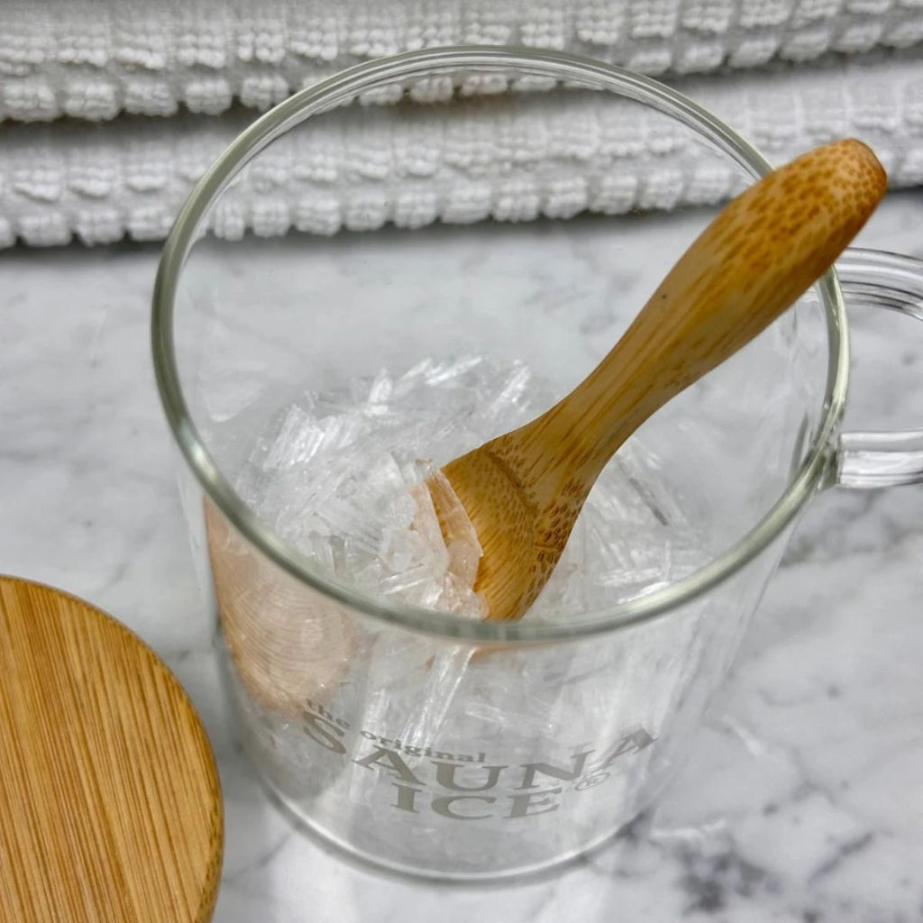 SAUNA ICE – Aufbewahrungsglas für Mentholkristalle mit Holzlöffel