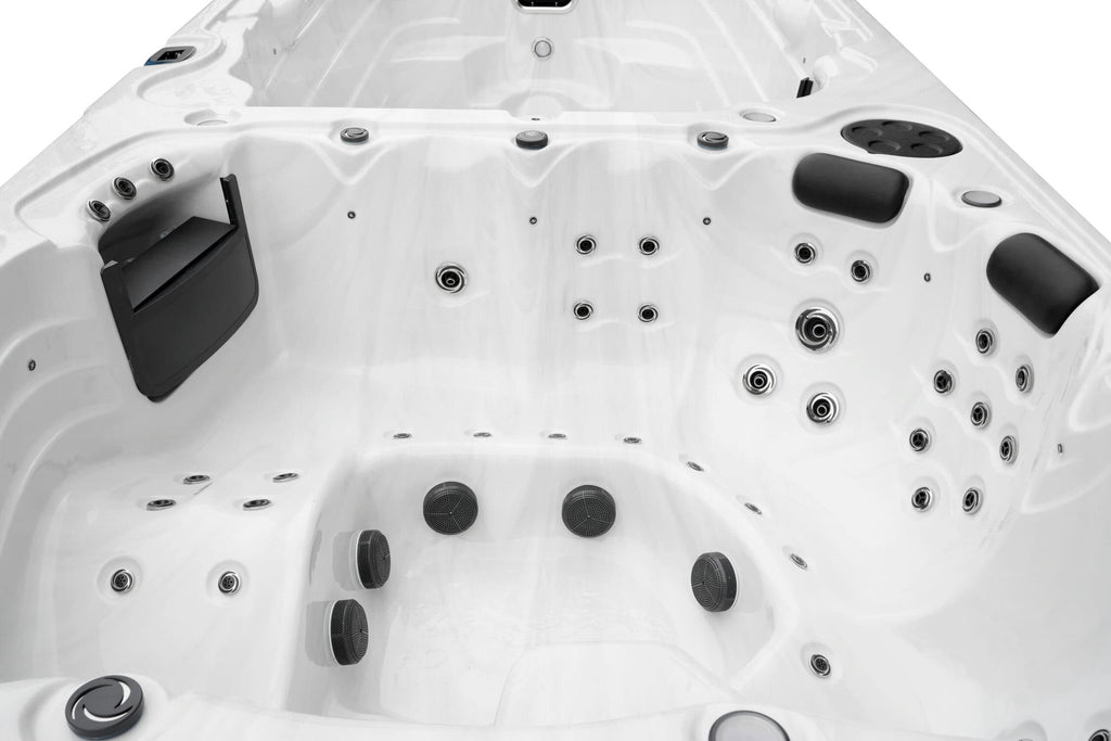 Hanscraft Whirlpool Swim SPA Valhalla