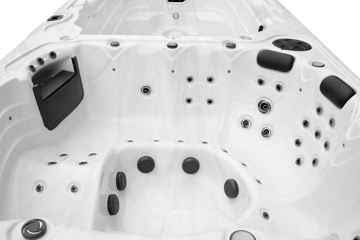 Hanscraft Whirlpool Swim SPA Valhalla