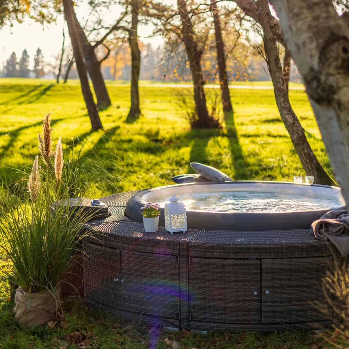 Softub Whirlpool SPORTSTER für 1-2 Pers. - Ø 150 cm