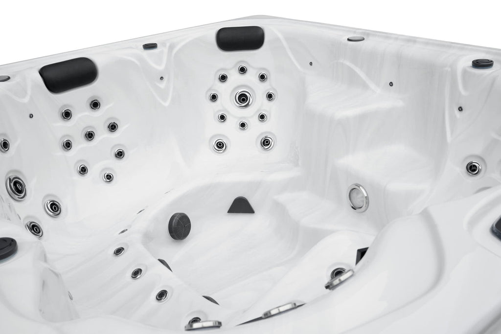Hanscraft Whirlpool Swim SPA Valhalla